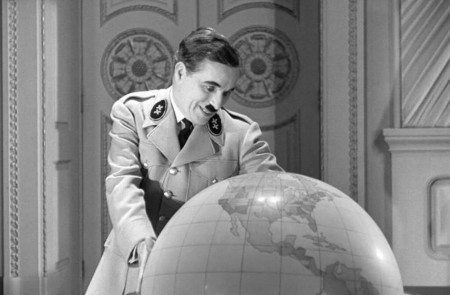 <p>Fotograma de la película 'El gran dictador', de Charles Chaplin (1940).</p>