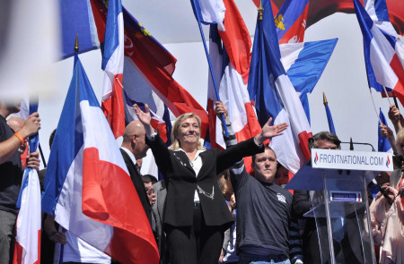 <p>Marine Le Pen en un acto del Frente Nacional en 2012.</p>