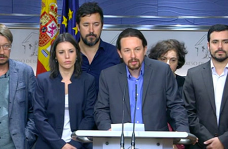 <p>Iglesias anuncia la moción de censura de Podemos. </p>