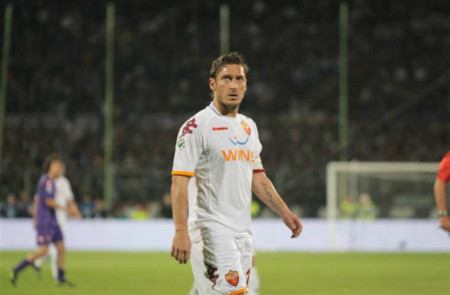 <p>Francesco Totti en un partido en 2009.</p>