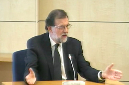 <p>Mariano Rajoy, durante su declaración.</p>