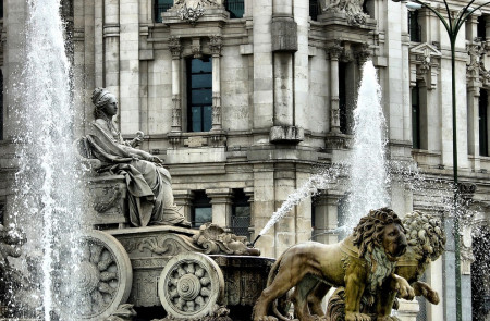 <p>Fuente de la diosa Cibeles (Madrid).</p>