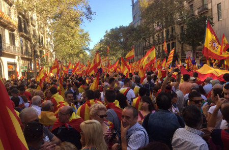 <p>Manifestación a favor de la unidad de España, el 8 de octubre, en Barcelona. </p>