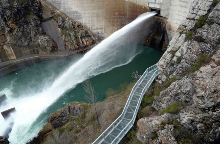 <p>La presa de Riaño, perteneciente a la cuenca del Duero.</p>