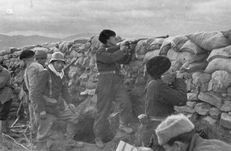 <p>Milicianos del Batallón Bakunin en el Monte de San Pedro, febrero de 1937.</p>