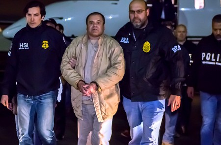 <p>Entrega a Estados Unidos del narcotraficante Chapo Guzmán, en enero de 2017.</p>
