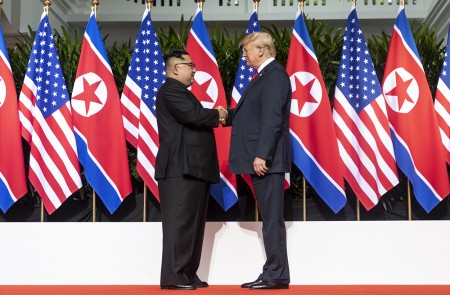 <p>Kim Jong Un y Donald Trump en Singapur, 12 de junio de 2018.</p>