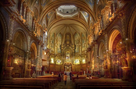 <p>Interior del monasterio de Montserrat, Barcelona.</p>