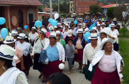 <p>Mujeres del Cantón Girón el día de la consulta popular sobre el uso de los territorios. </p>