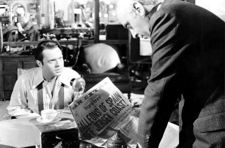 <p>Fotograma de 'Ciudadano Kane' (1941), película inspirada en el magnate de la prensa William Randolph Hearst,<br /> que hizo de los medios una herramienta de manipulación política y del amarillismo un gran negocio.</p>