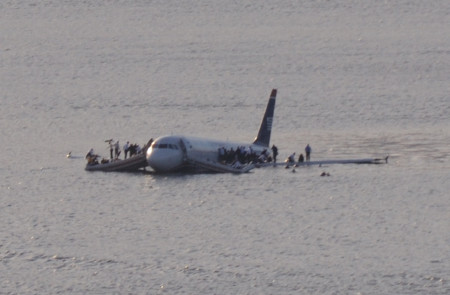 <p>El avión que aterrizó en el río Hudson (Nueva York) en 2009. </p>