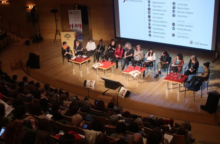 <p>Mesa final del I Congreso Feminista organizado por CTXT en Zaragoza a finales de 2018.</p>