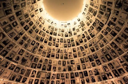 <p>In memoriam de las víctimas del Holocausto en el instituto Yad Vashem. </p>