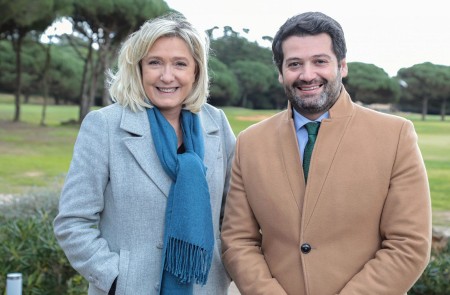 <p>André Ventura con Marine Le Pen, durante una visita a Portugal a principios de enero de 2021 de la líder de la ultraderecha francesa.</p>