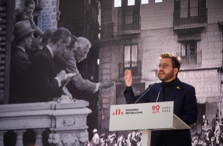 <p>Pere Aragonès en un acto por el 90 aniversario de la fundación del partido el pasado 20 de marzo.</p>