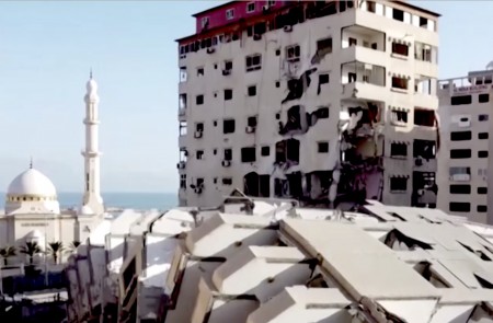 <p>Edificios destrozados tras los bombardeos de estas últimas horas en Gaza.</p>