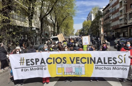 <p>Manifestación en Madrid para defender los espacios vecinales (marzo 2021).</p>