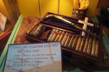 <p>Kit para matar vampiros.</p>
