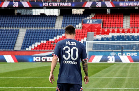 <p>Messi, durante su presentación en París. </p>