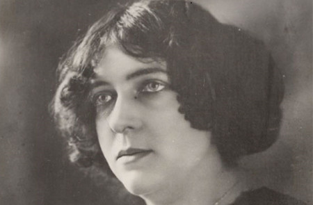 <p>Retrato de la poeta uruguaya Delmira Agustini (1886-1913).</p>