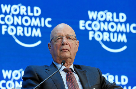 <p>Klaus Schwab, fundador y presidente ejecutivo del Foro Económico Mundial el el Foro Económico de Davos (2015).</p>