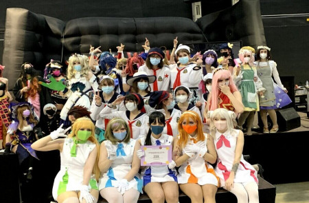 <p>Grupo de participantes del concurso de 'cosplay' en la Japan Weekend de 2022</p>