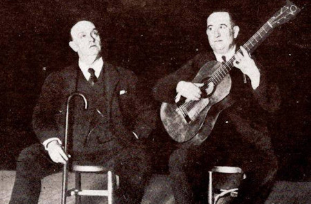 <p>El cantaor Antonio Chacón y el guitarrista Ramón Montoya.</p>