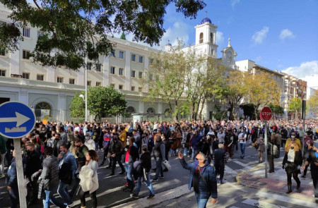 <p>Manifestación ciudadana en apoyo a los trabajadores del metal de Cádiz, en noviembre de 2021. </p>