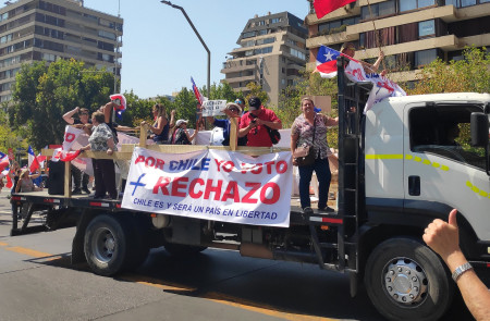 <p>Marcha por el Rechazo a una nueva Constitución en Chile en 2020.</p>