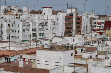 <p>Vista de las azoteas de edificios residenciales en Valencia, España. </p>