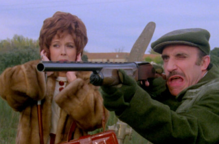 <p>Una imagen de la película 'La escopeta nacional' (Berlanga, 1978).</p>