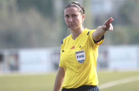 <p>Marta Frías Acedo durante un partido. </p>