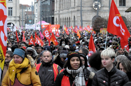 <p>Manifestación de las organizaciones sindicales en Francia contra la reforma de las pensiones el pasado 19 de enero.<strong> / Toufik-de-Planoise </strong></p>