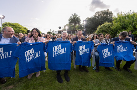 <p>Un acto de campaña del PP en Ferrol con Alfonso Rueda, presidente de la Xunta, y Feijóo. / <strong>Alfonso Rueda en Twitter</strong>.</p>