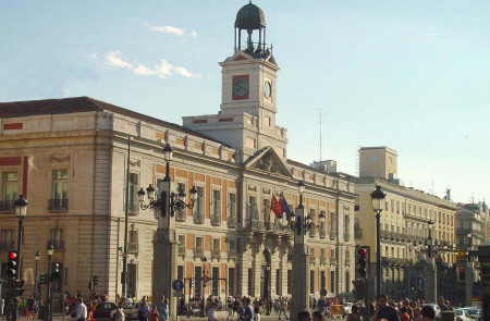 <p>Edificio de la Casa Real de Correos, en Madrid, donde se instaló la Brigada Político-Social durante el franquismo. / <strong>Dirección General de Turismo</strong></p>