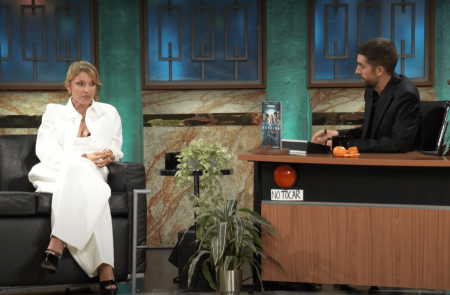 <p>David Broncano entrevista a Najwa Nimri en <em>La revuelta</em>. / <strong>RTVE</strong></p>