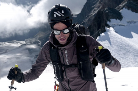 <p>Kilian Jornet durante su travesía por las cumbres alpinas. / <strong>Instagram @kilianjornet</strong></p>