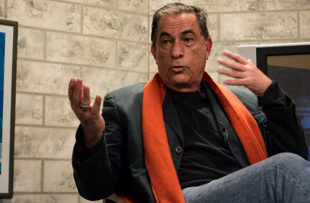 <p>Gideon Levy, durante el seminario del Departamento de Comunicaciones de la U. Ariel, en 2015. / <strong>Flavio Grynszpan</strong></p>