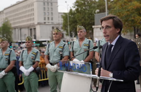 <p>El alcalde de Madrid reivindicó la decisión de devolverle el nombre de Millán Astray a una calle en Carabanchel durante la inauguración del monumento a la Legión en 2022. / <strong>Ayuntamiento de Madrid</strong></p>