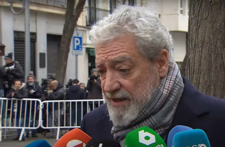 <p>Miguel Ángel Rodríguez comparece ante los medios tras su declaración como testigo en el Tribunal Supremo el 8 de enero. / <strong>RTVE</strong></p>