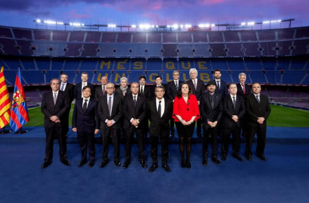 <p>Una imagen de la actual junta directiva del FC Barcelona. / <strong>FCBarcelona</strong></p>