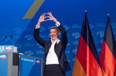 <p>Alice Weidel, candidata a canciller por AfD, en la inauguración de la campaña electoral en Halle (Alemania). 25 de enero de 2025. / <strong>AfD</strong></p>