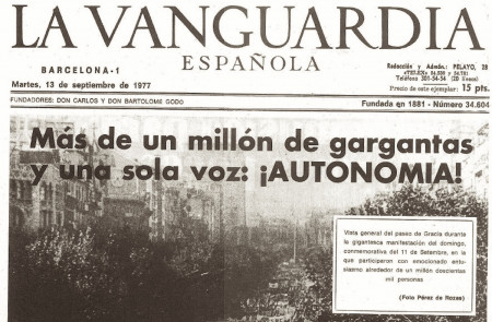 <p>Portada de La <em>Vanguardia</em> con la multitudinaria manifestación de la Diada de 1977. El lema: “Llibertat, Amnistia i Estatut d’autonomia”.  </p>