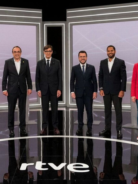 <p>Los y las candidatas al Govern de Catalunya, en el debate electoral organizado por RTVE. / <strong>RTVE</strong></p>