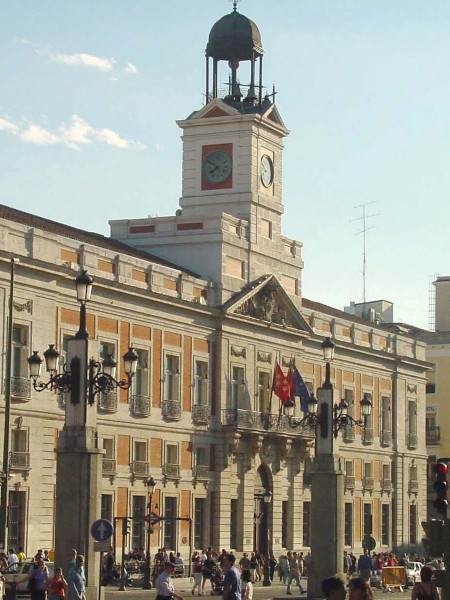 <p>Edificio de la Casa Real de Correos, en Madrid, donde se instaló la Brigada Político-Social durante el franquismo. / <strong>Dirección General de Turismo</strong></p>