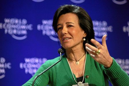 <p>Ana Patricia Botin, presidente del Grupo Santander, durante el Foro Económico Mundial de Davos, en 2009.</p>