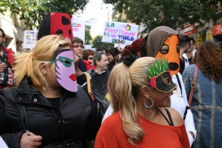 <p>Manifestación de trabajadoras del sexo en Madrid, en noviembre de 2011.</p>