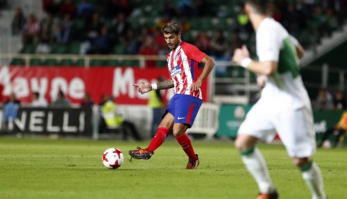 <p>Augusto Fernández, en el partido de Copa contra el Elche, tras superar una grave lesión. 25 de octubre de 2017. </p>