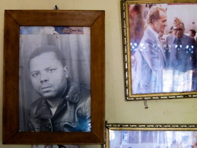 <p>Dikisenga, el Rey Juan Carlos, Mobutu.</p>