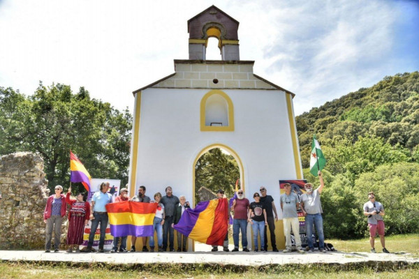 <p>Miembros de Casa de la Memoria La Sauceda. </p>